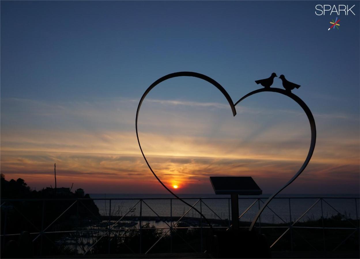 Tropicana Suite - Adults Only Agropoli Esterno foto